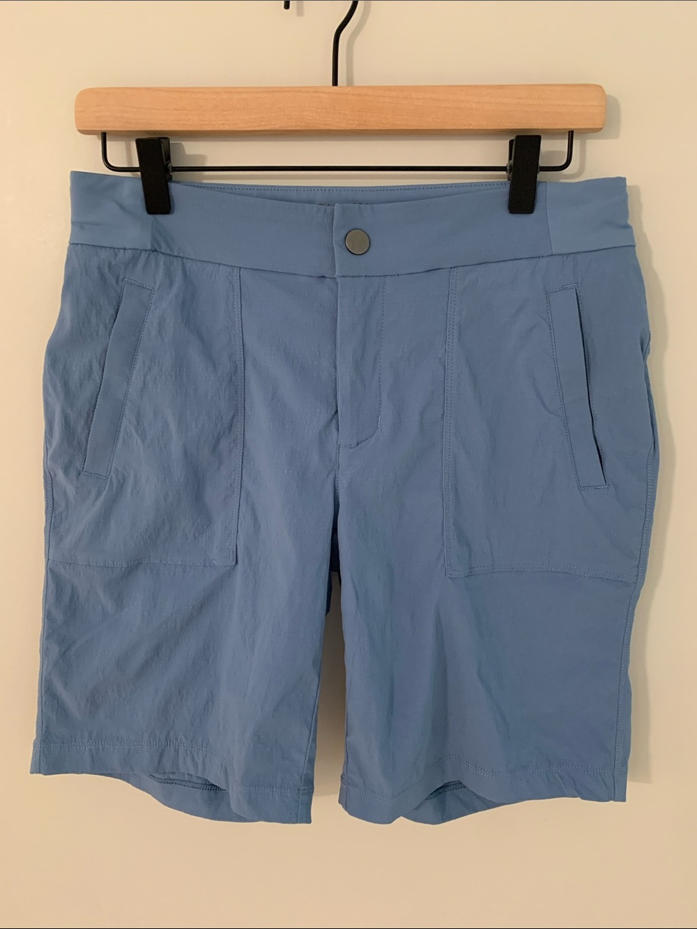 Athleta Trekkie Bermuda 2.0 Shorts Blue Size 6 Hiking Trails Activewear Ripstop